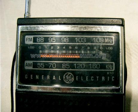 FM-AM Radio 7-2500B; General Electric Co. (ID = 3118886) Radio