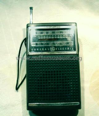 FM-AM Radio 7-2500B; General Electric Co. (ID = 3118887) Radio