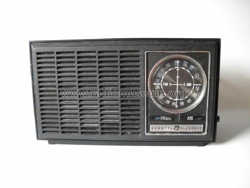 7-4110C ; General Electric Co. (ID = 1197479) Radio