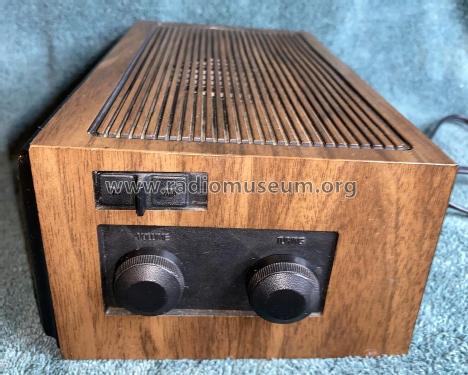 7-4300E; General Electric Co. (ID = 2858985) Radio