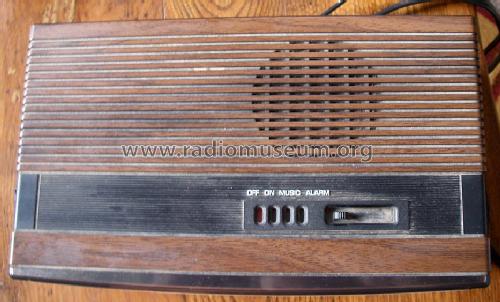 7-4305C; General Electric Co. (ID = 1523233) Radio