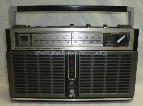 8 Track Stereo FM AM Music System 3-5532B; General Electric Co. (ID = 1476658) Radio