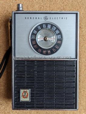 AM FM Solid State P1725; General Electric Co. (ID = 2849772) Radio