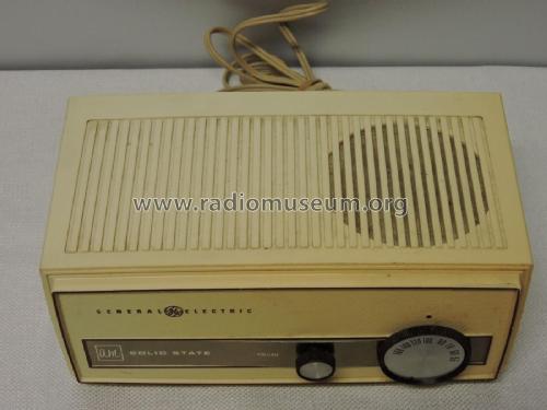 AM Solid State T1132B; General Electric Co. (ID = 2411778) Radio