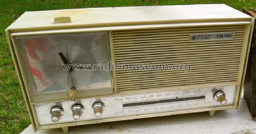 C2509A-White; General Electric Co. (ID = 1240541) Radio