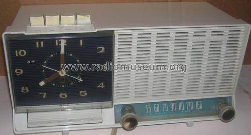 C450B ; General Electric Co. (ID = 1041846) Radio