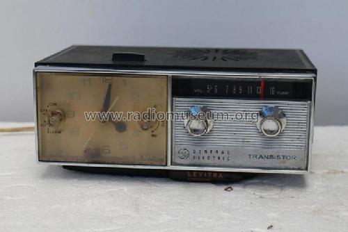 C550DXX; General Electric Co. (ID = 1704772) Radio