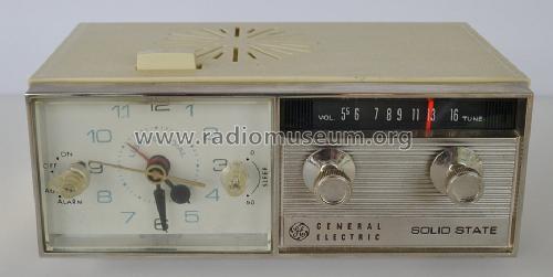 C551E ; General Electric Co. (ID = 1240359) Radio