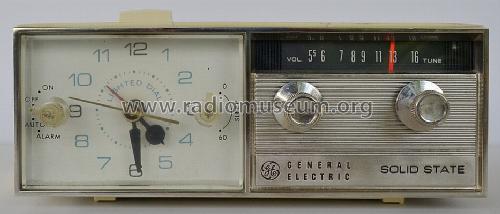 C551E ; General Electric Co. (ID = 1240360) Radio