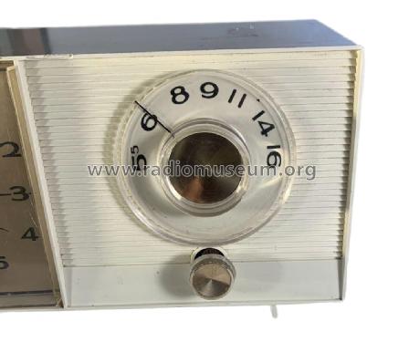 C-403A; General Electric Co. (ID = 2714474) Radio