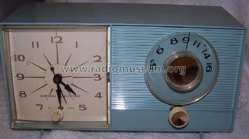 C-404B Blue; General Electric Co. (ID = 1582048) Radio