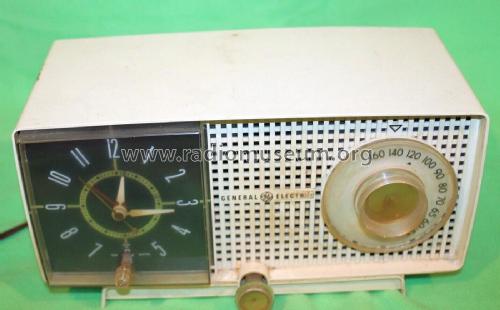 C-435A ; General Electric Co. (ID = 2822230) Radio