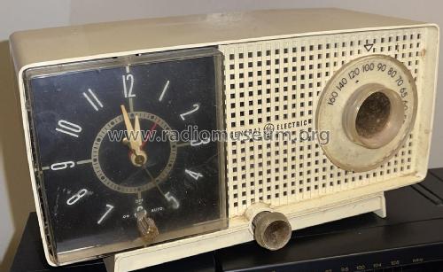 C-435A ; General Electric Co. (ID = 2858944) Radio