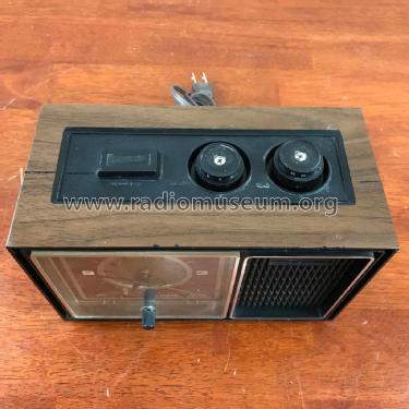 Clock Radio 7-4730; General Electric Co. (ID = 2287636) Radio