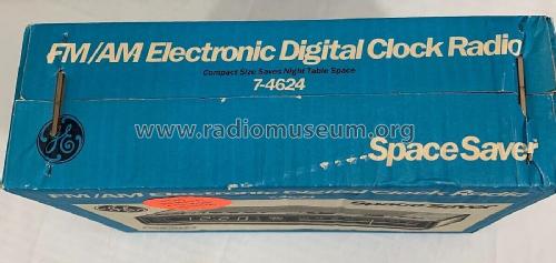 Electronic Digital FM/AM Clock Radio 7-4624B 'Space Saver'; General Electric Co. (ID = 2856149) Radio