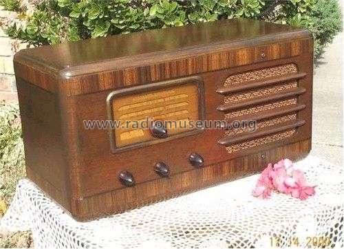 F-70 ; General Electric Co. (ID = 55072) Radio