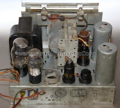 F-63 ; General Electric Co. (ID = 728708) Radio