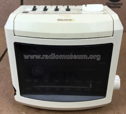 FM/AM Clock Radio 7-4606WHA; General Electric Co. (ID = 2908003) Radio