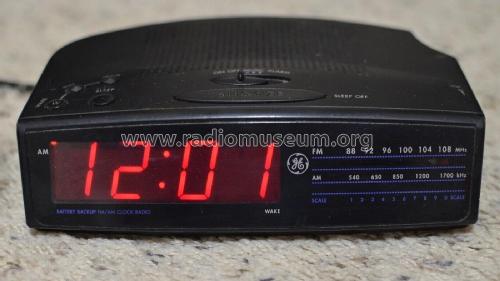 FM/AM Clock Radio 7-4815A; General Electric Co. (ID = 2859134) Radio