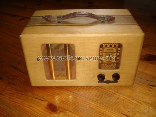 GB-440; General Electric Co. (ID = 749446) Radio