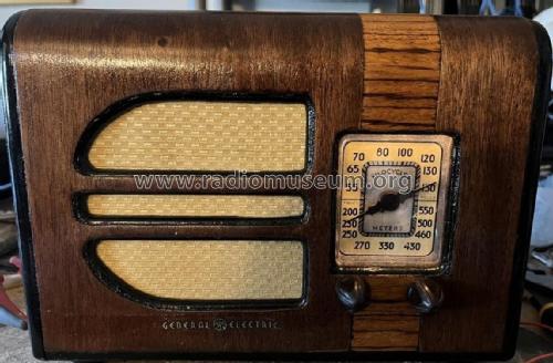 GD41 ; General Electric Co. (ID = 2983530) Radio