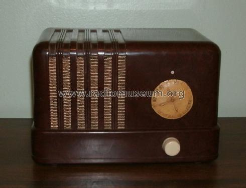 GD500 ; General Electric Co. (ID = 1569843) Radio