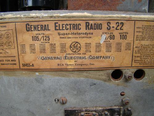GE Junior S-22; General Electric Co. (ID = 1052262) Radio
