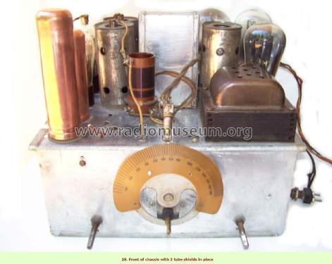 GE Junior S-22; General Electric Co. (ID = 2695899) Radio