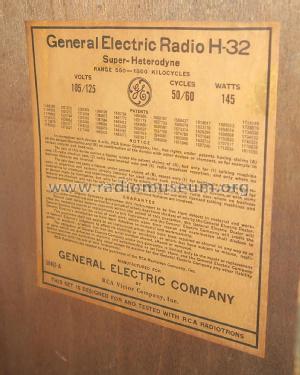 H32 DeLuxe ; General Electric Co. (ID = 2253630) Radio