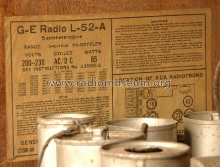 L-52-A ; General Electric Co. (ID = 366079) Radio