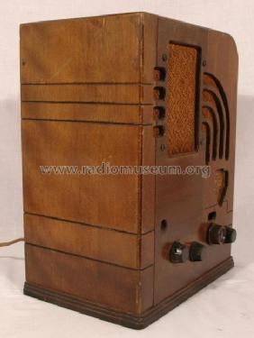 L-52-A ; General Electric Co. (ID = 366081) Radio