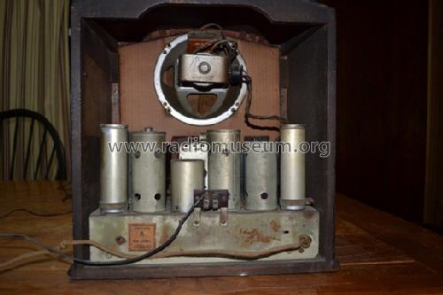 M-52 ; General Electric Co. (ID = 936191) Radio