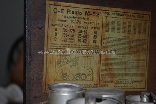 M-52 ; General Electric Co. (ID = 936192) Radio