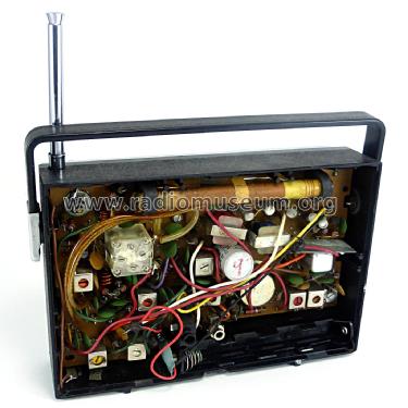 P1820K ; General Electric Co. (ID = 2294349) Radio