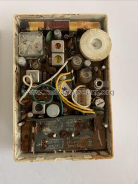 8 Transistor P741A; General Electric Co. (ID = 2957853) Radio