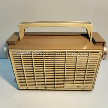 P760A ; General Electric Co. (ID = 2731911) Radio