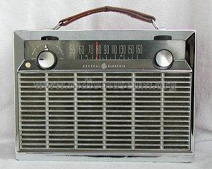 P780A ; General Electric Co. (ID = 261412) Radio