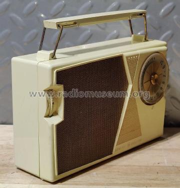 P808B ; General Electric Co. (ID = 2842800) Radio