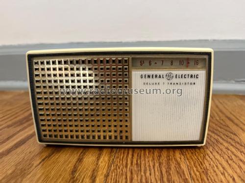P815A ; General Electric Co. (ID = 2753341) Radio