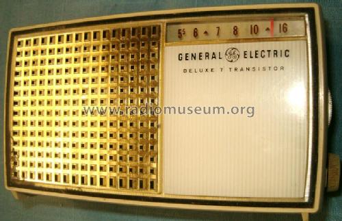 Deluxe 7 Transistor P-9011; General Electric Co. (ID = 418583) Radio