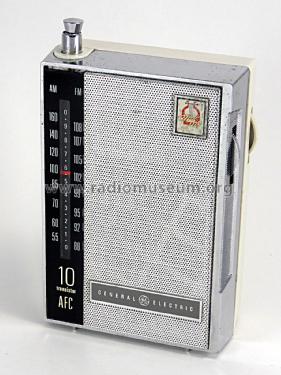 P-1721A ; General Electric Co. (ID = 2177970) Radio