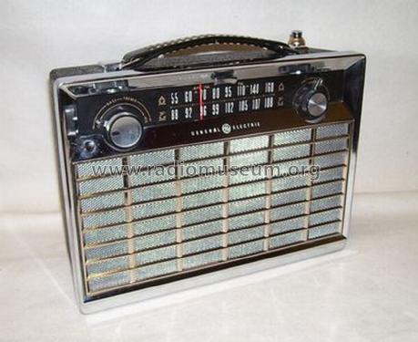 P-865B; General Electric Co. (ID = 1214495) Radio