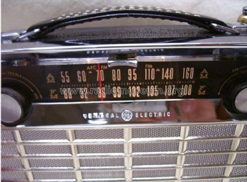 P-865B; General Electric Co. (ID = 1214496) Radio
