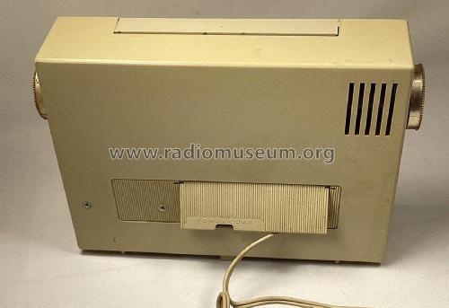 P-880A ; General Electric Co. (ID = 2843095) Radio