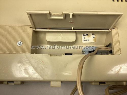 P-880A ; General Electric Co. (ID = 2843096) Radio