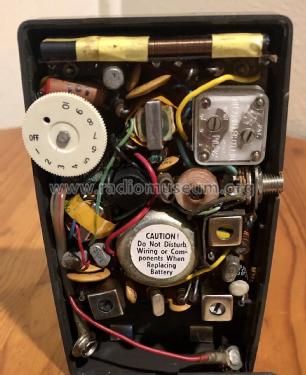 Six Transistor P830C; General Electric Co. (ID = 2894171) Radio