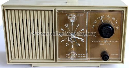 Solid State Clock Radio C2420D-LT.Beige; General Electric Co. (ID = 3042585) Radio