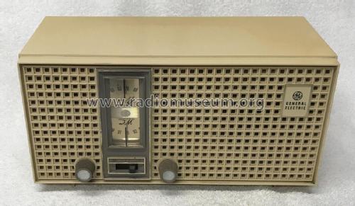 T-230A ; General Electric Co. (ID = 2810680) Radio