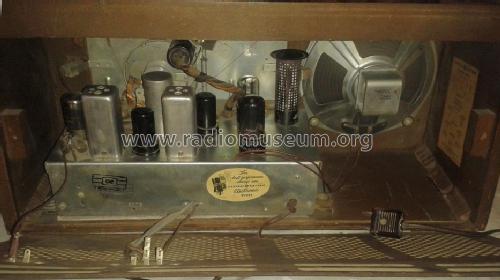 X317D2 ; General Electric Co. (ID = 1606896) Radio