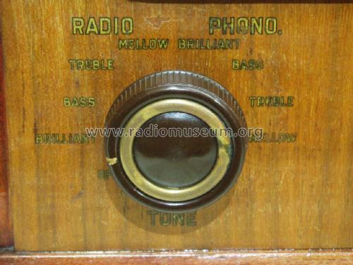 X-118 ; General Electric Co. (ID = 2006751) Radio